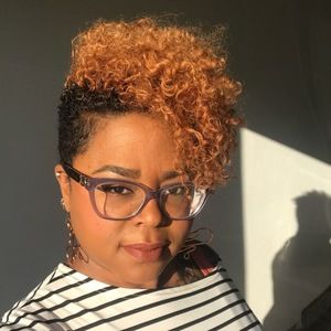 Meet your Posher, Stacye